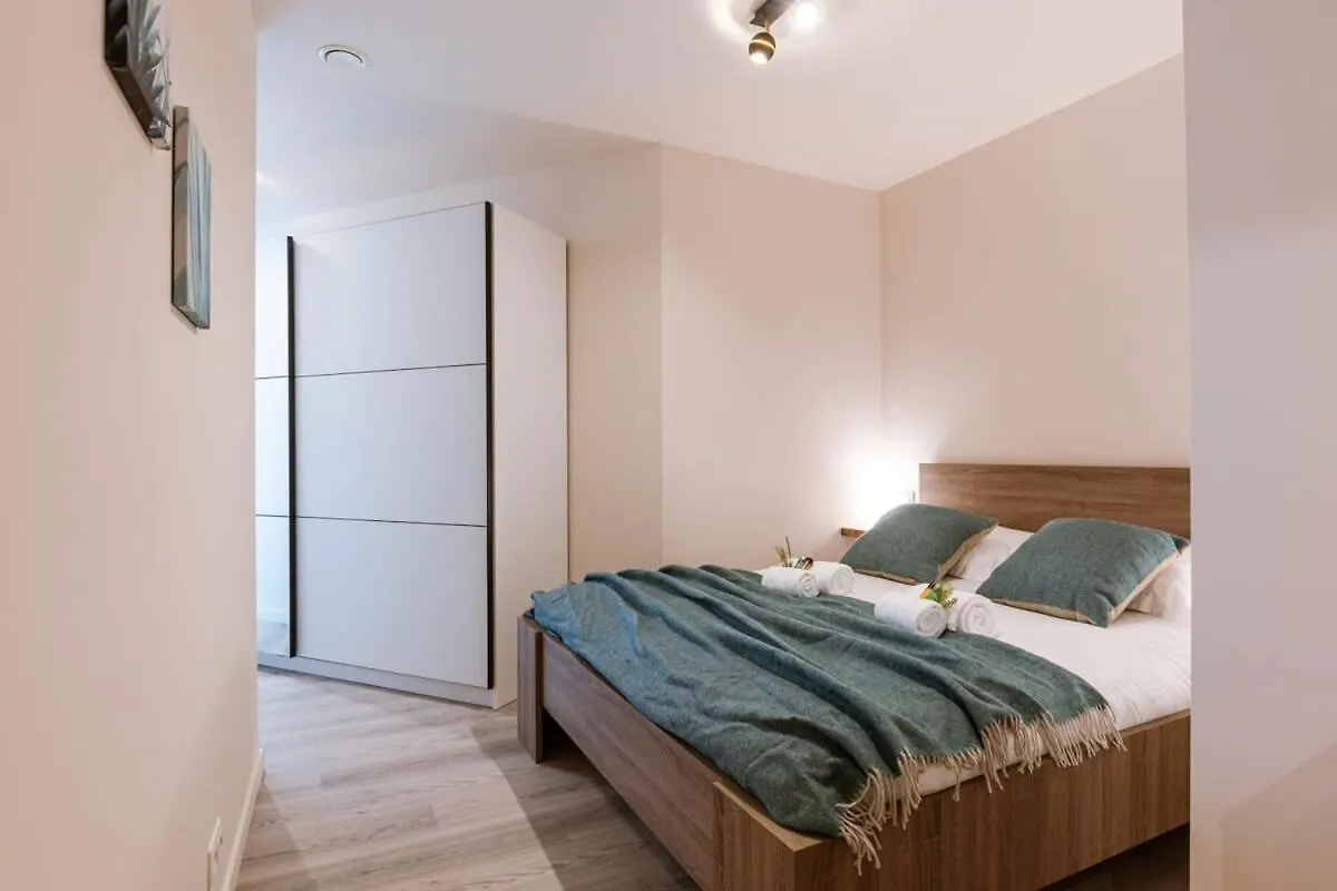 Huswell - Bright Apartment Only 5 Minutes From The Beach Middelkerke